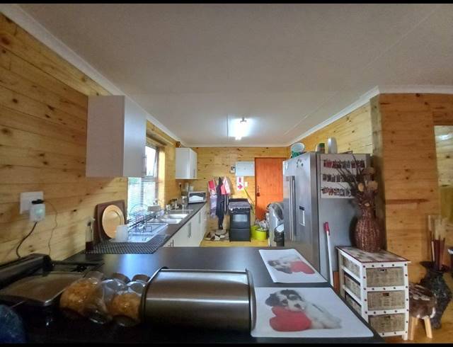 3 BEDROOM HOUSE RENTED IN GREENBUSHES